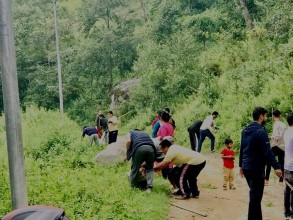 हतुवागढी गाउँपालिकामा श्रमदानमार्फत सडक मर्मत